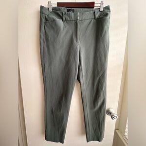 White House Black Market Slim Ankle Pant